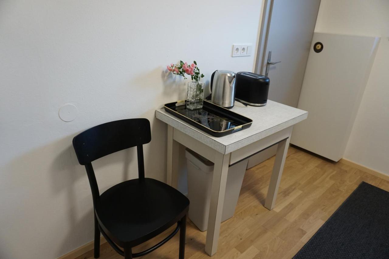 Wohnung Erdgeschoss Mit 3 Schlafzimmer In Ruhiger Gegend Mader ภายนอก รูปภาพ